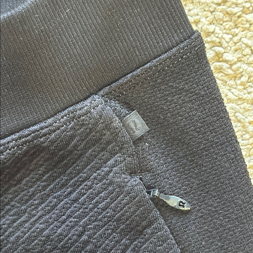 LULULEMON End State Joggers Black Sz4 $238 - Picture 4 of 9